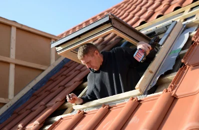 Pose de fenêtres de toit Velux à Sylvanès